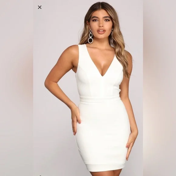 NWT Xtraordinary White Bodycon Mini Dress, Sheer Mesh Back, XL Juniors, 8 womens - Picture 5 of 16